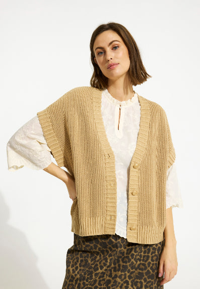 Liza knit vest