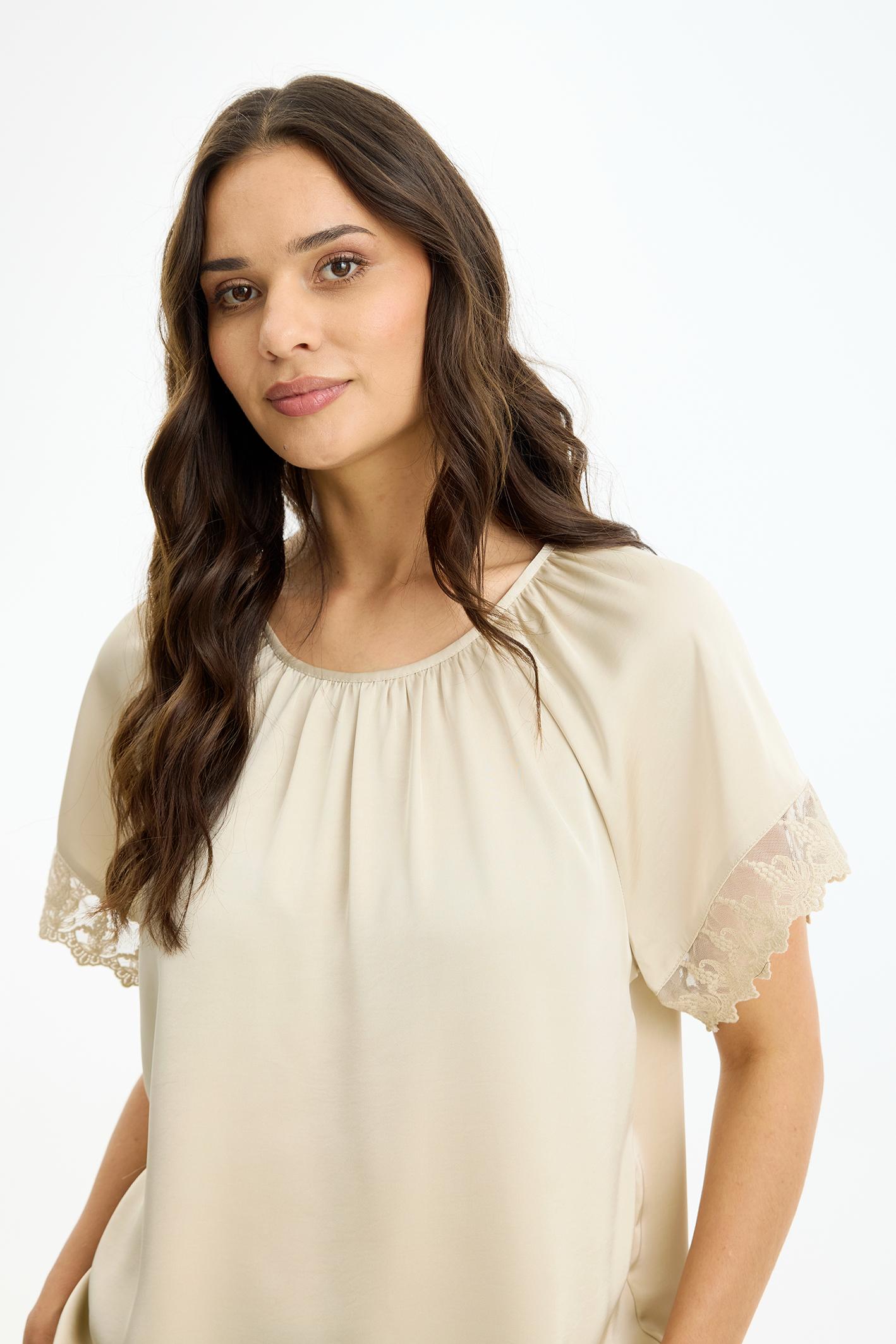 Faye blouse