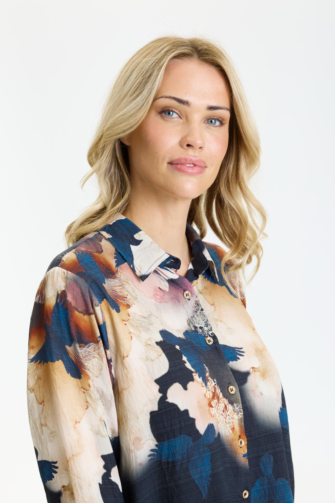Scarlett shirt