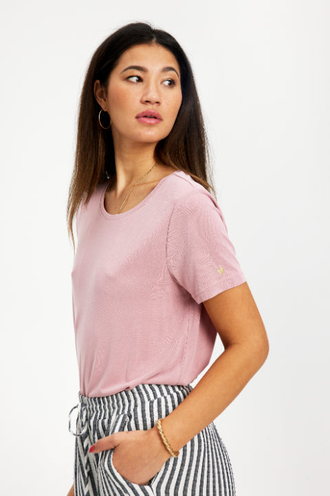 Nina round neck t-shirt