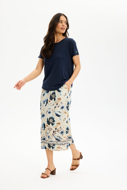 Nina round neck t-shirt