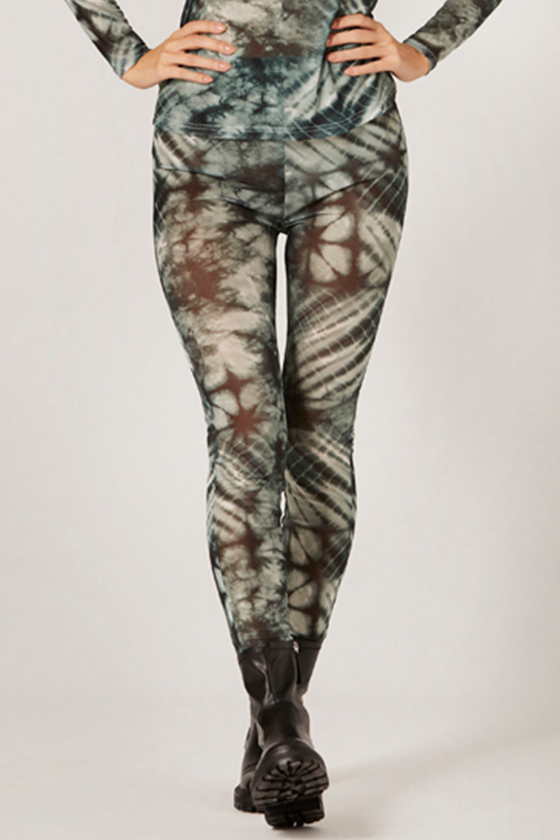 Mesh leggings