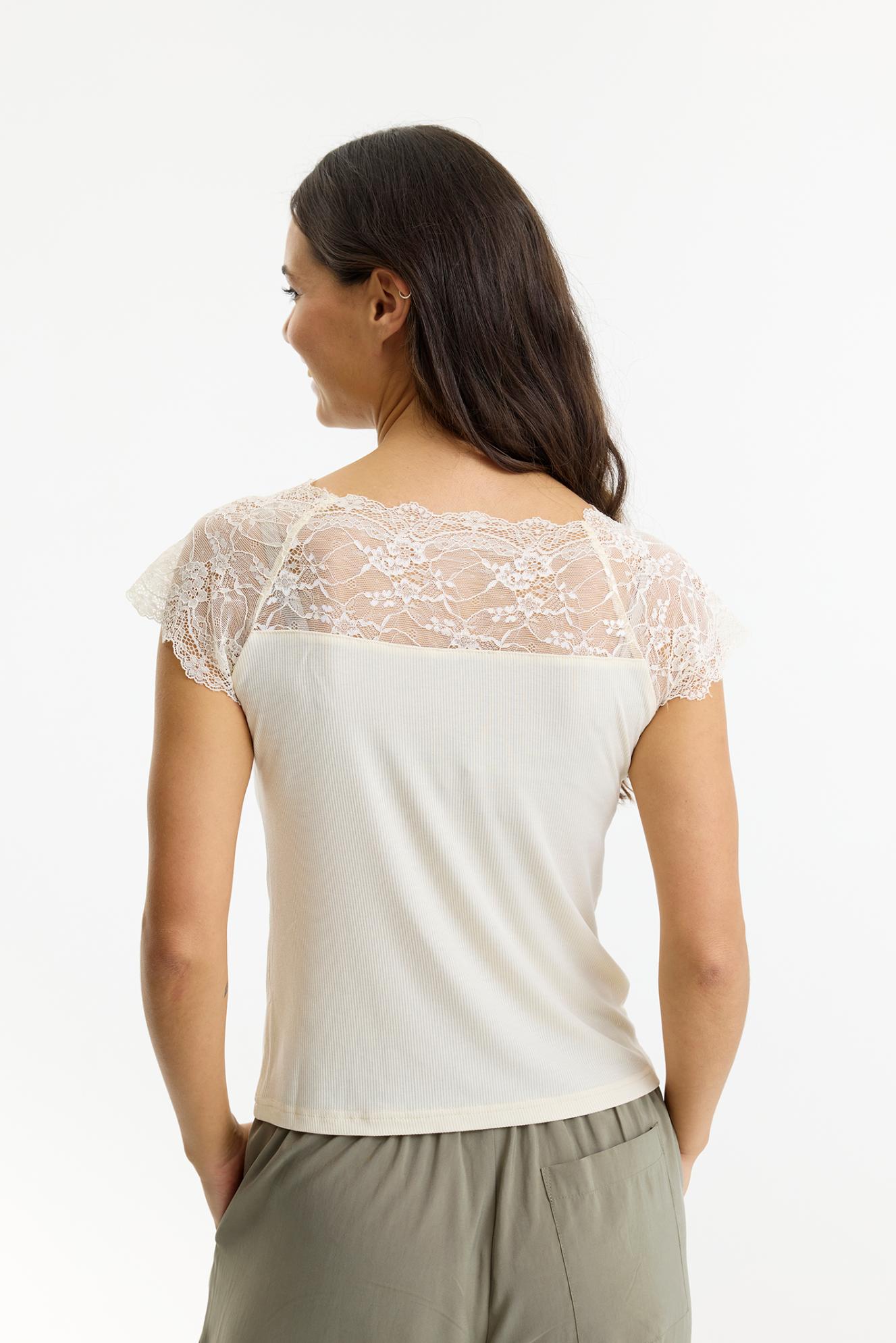 Yvonne top
