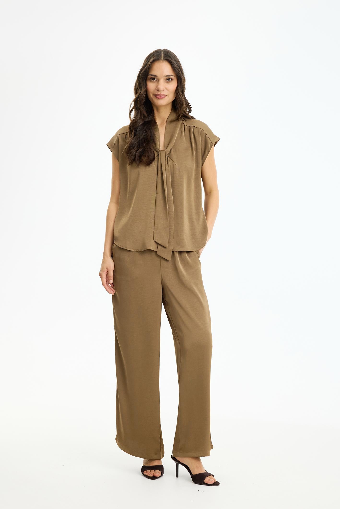 Faye blouse
