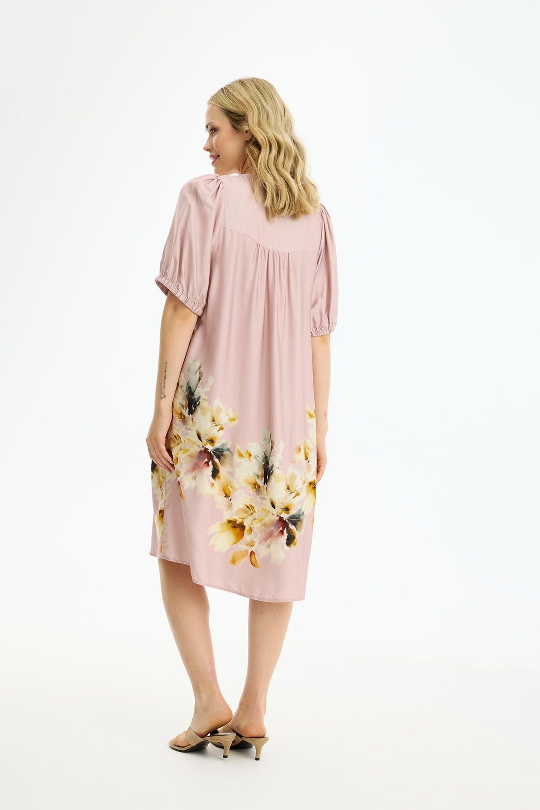 Lens dress