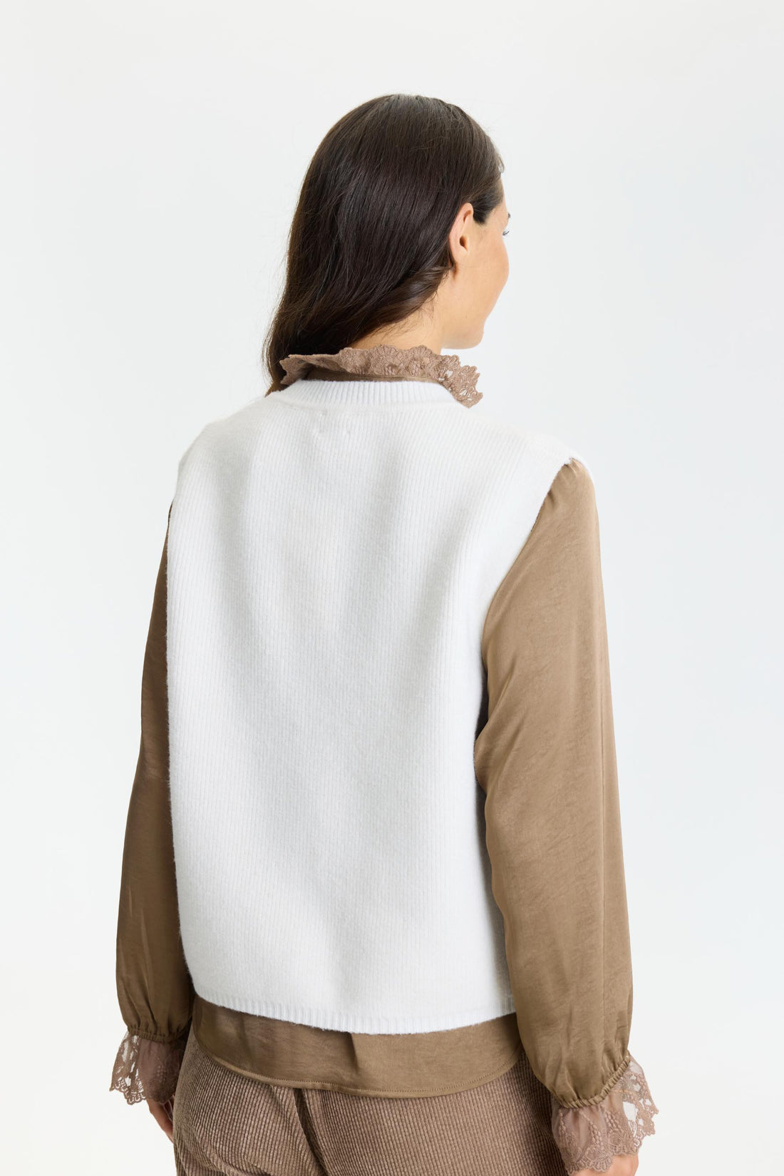 Dot knit vest