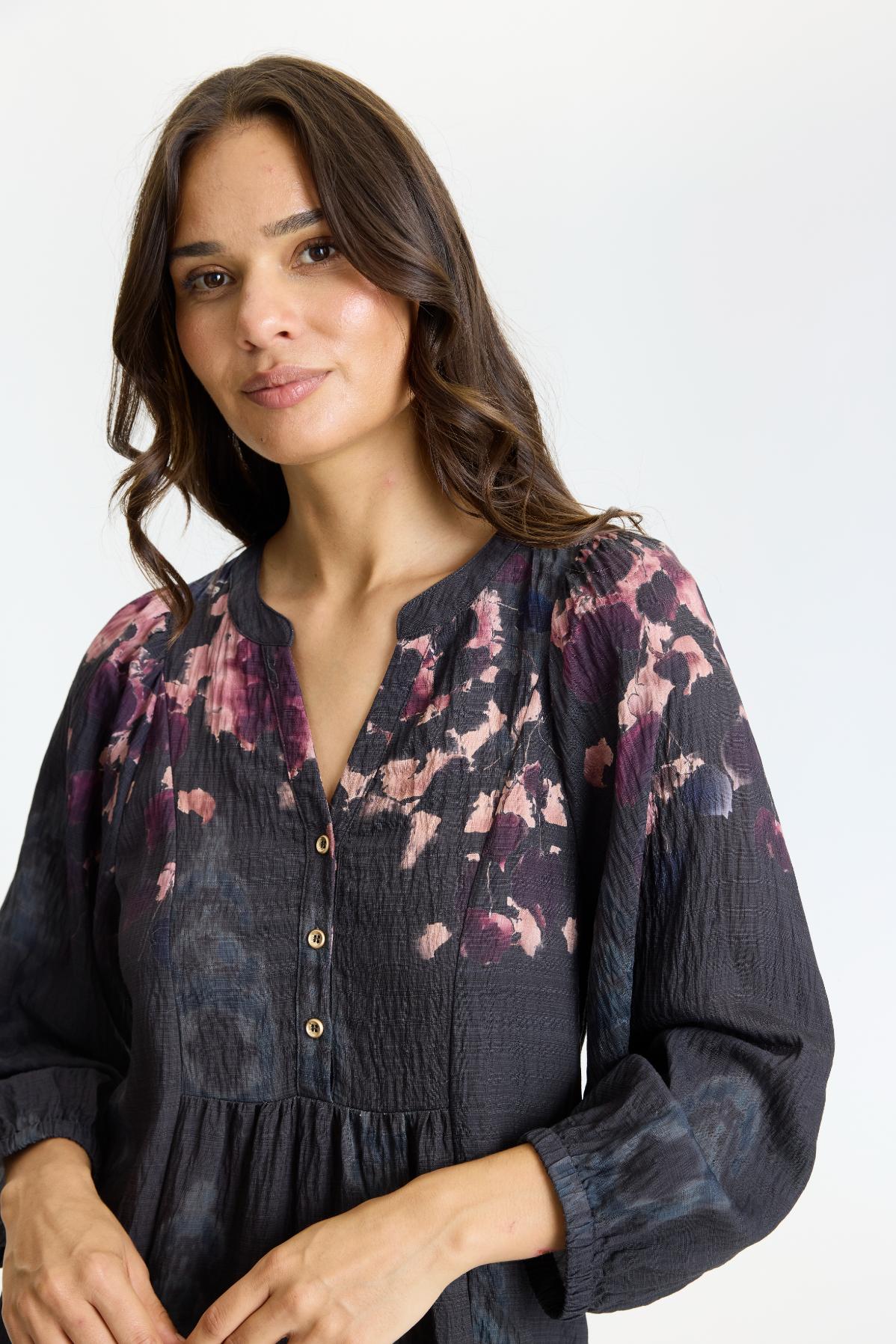 Poet dress