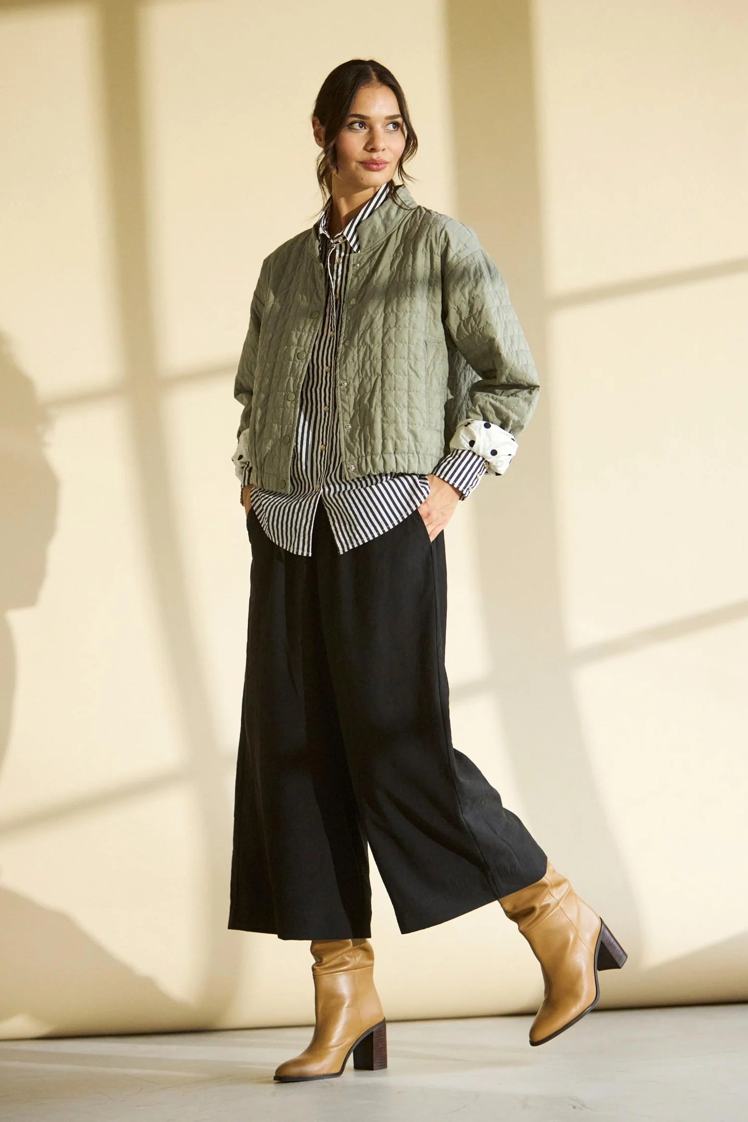 Alina jacket (palm embroidery)