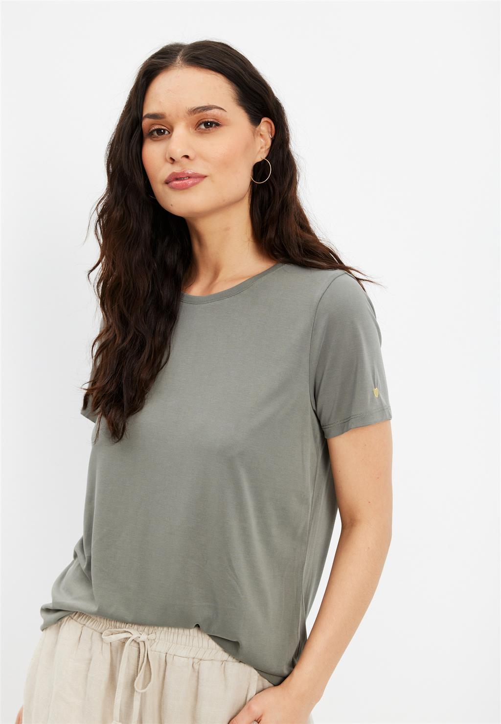 Nina T-shirt